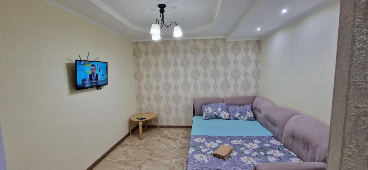 Tecuci Apartment In The Center Kischinau Exterior foto