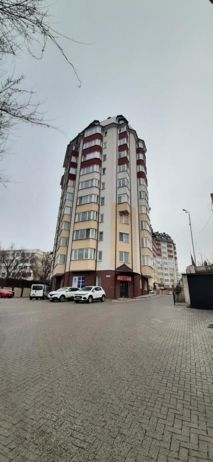 Tecuci Apartment In The Center Kischinau Exterior foto